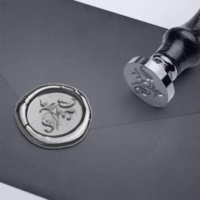 envelop_met_lakstempel_zilver